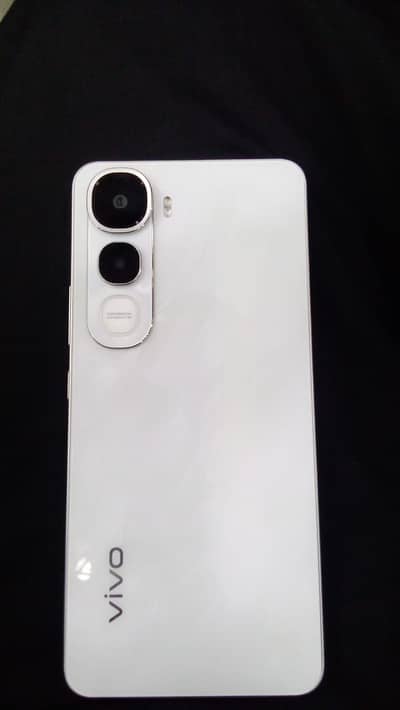 Vivo Y400