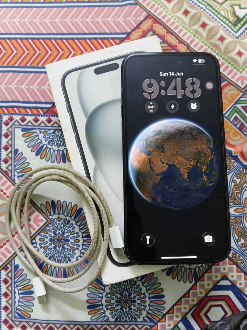 Apple iPhone 15 plus 0