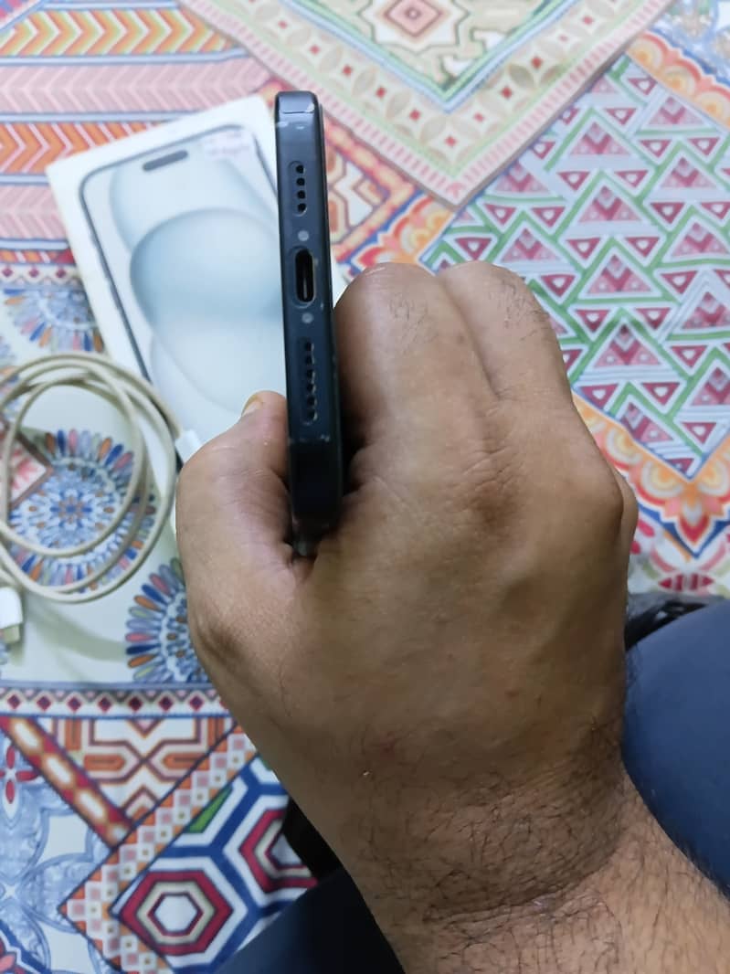 Apple iPhone 15 plus 5