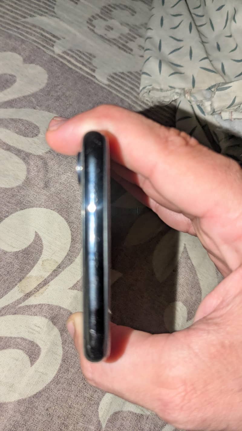 Apple iPhone X 1