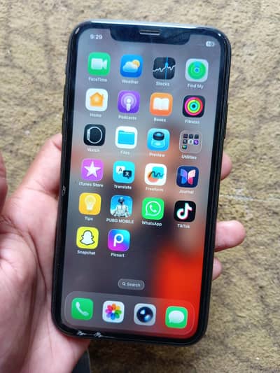 Apple iPhone 11