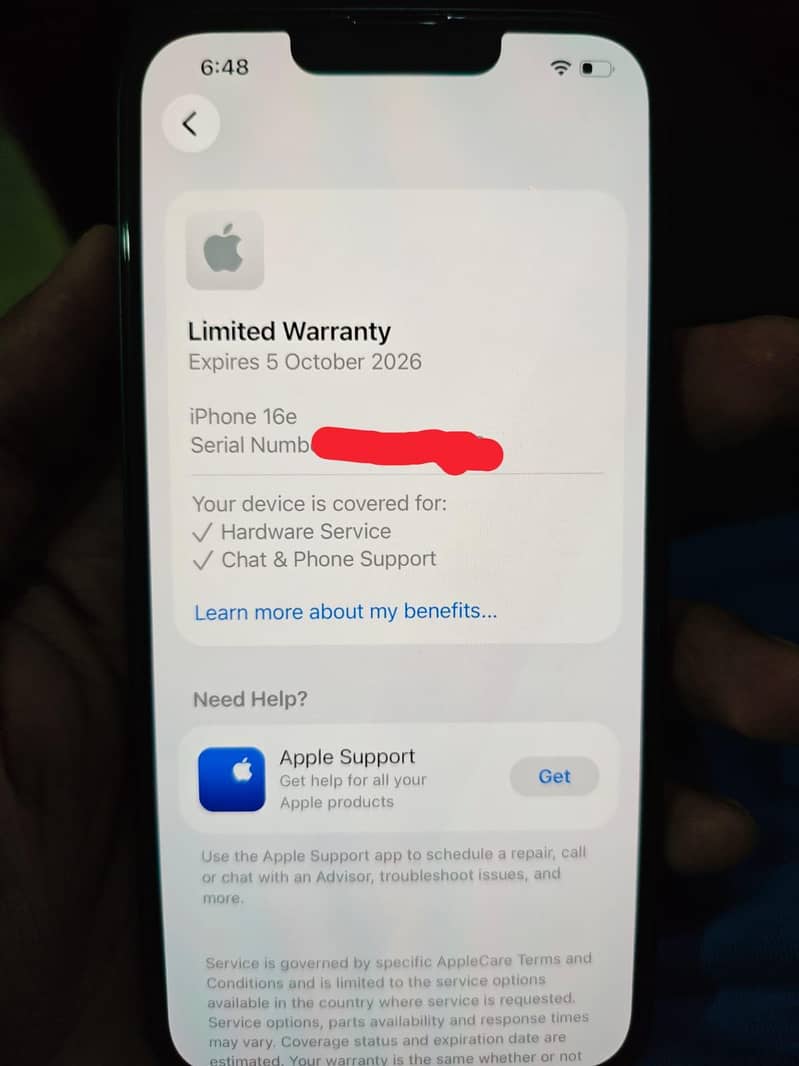 Apple iPhone 16e 7