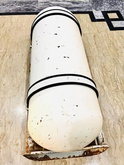 Suzuki Genuine CNG Cylinder , KIT And Stand