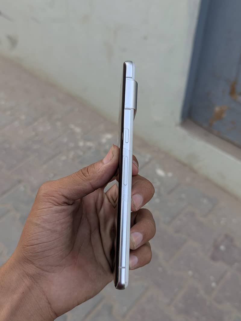 Google Pixel 7 Pro 4