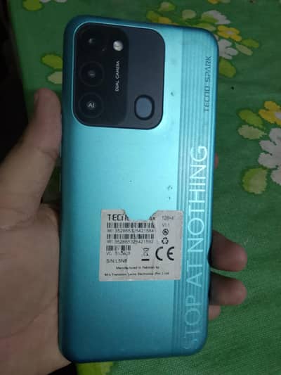 Tecno spark 8c