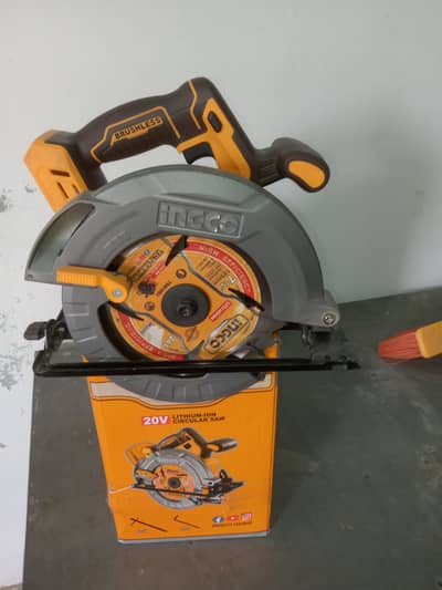 Ingco  Cordless circular saw (7-1/4'') CSLI18511