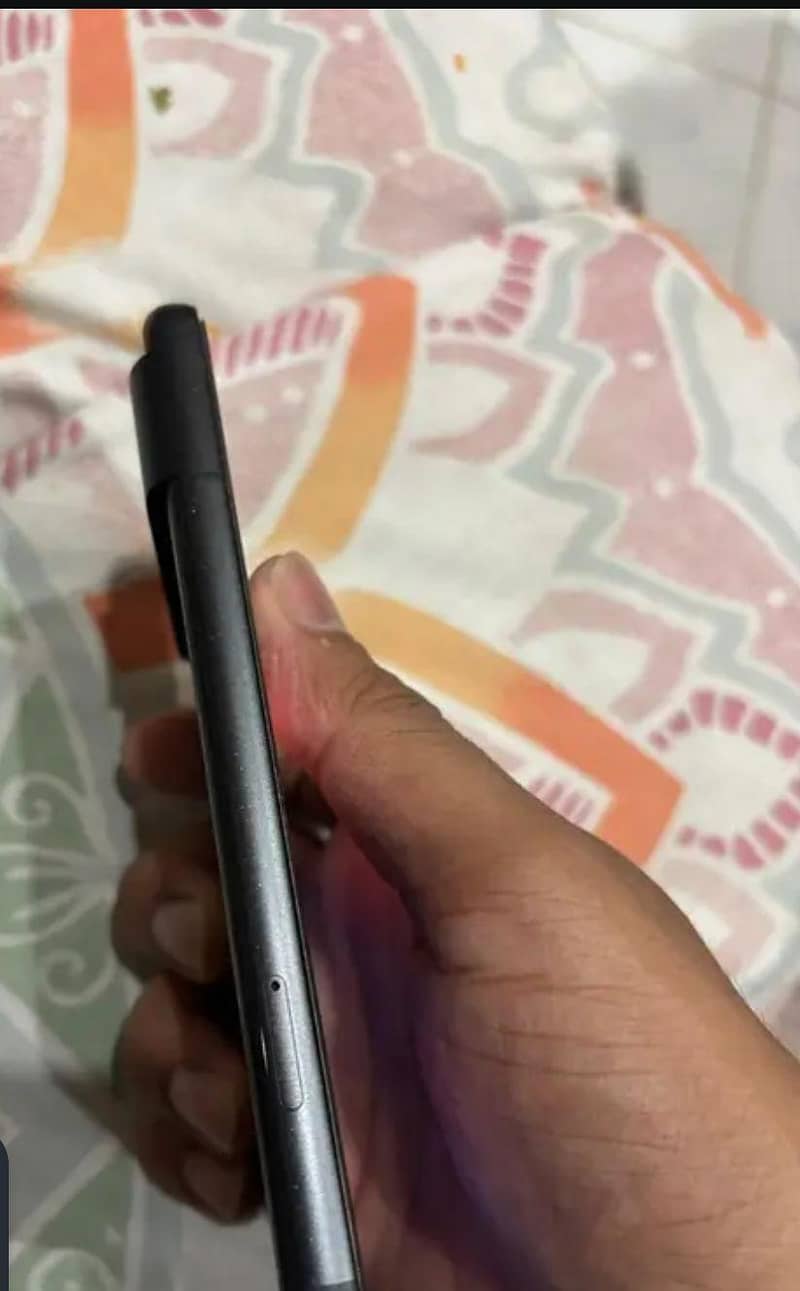 Google Pixel 8 2