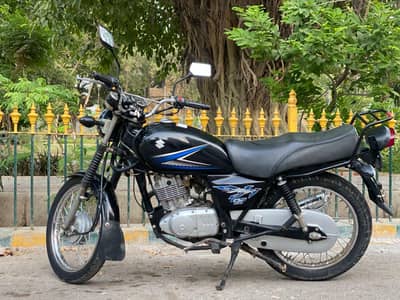 SUZUKI GS 150 model 2016