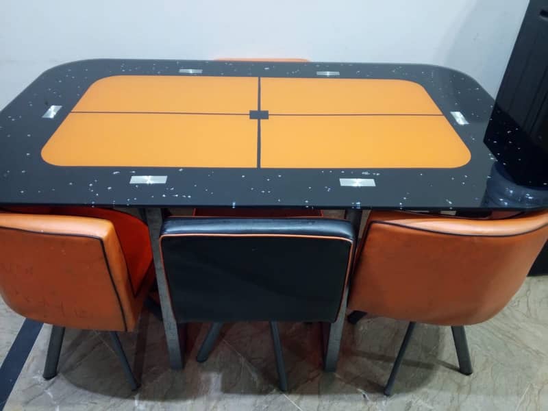Dining tabel 0