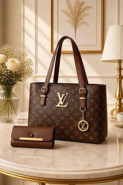 Shoulder Bag.   primary quality