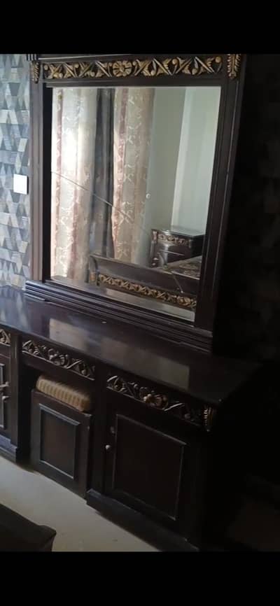 bed dressing with side table