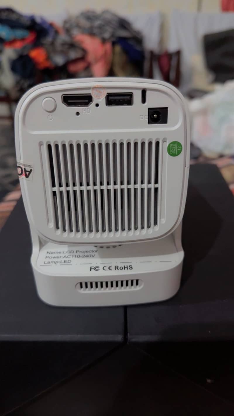 P 50 Mini projector 3