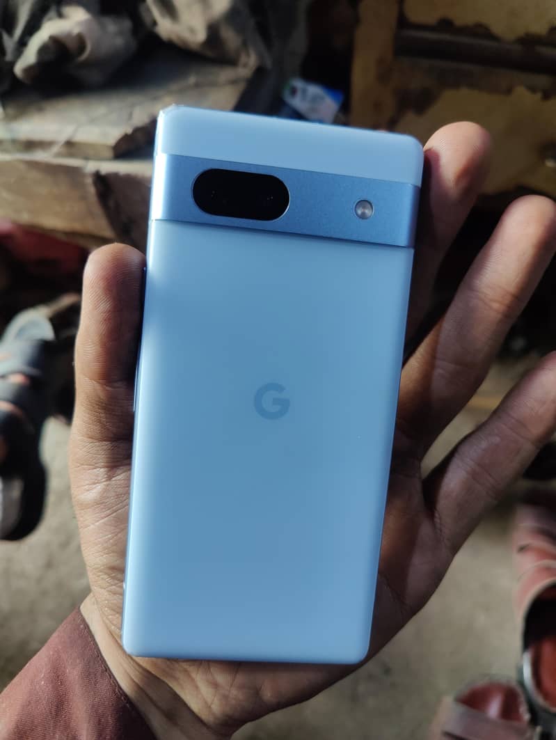Google Pixel 7a 2