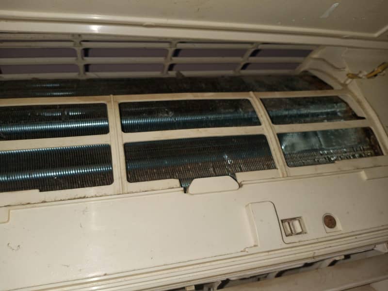 Gree split Ac 7