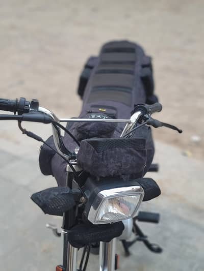 HONDA 125 2025 4 MONTH KARACHI NUM