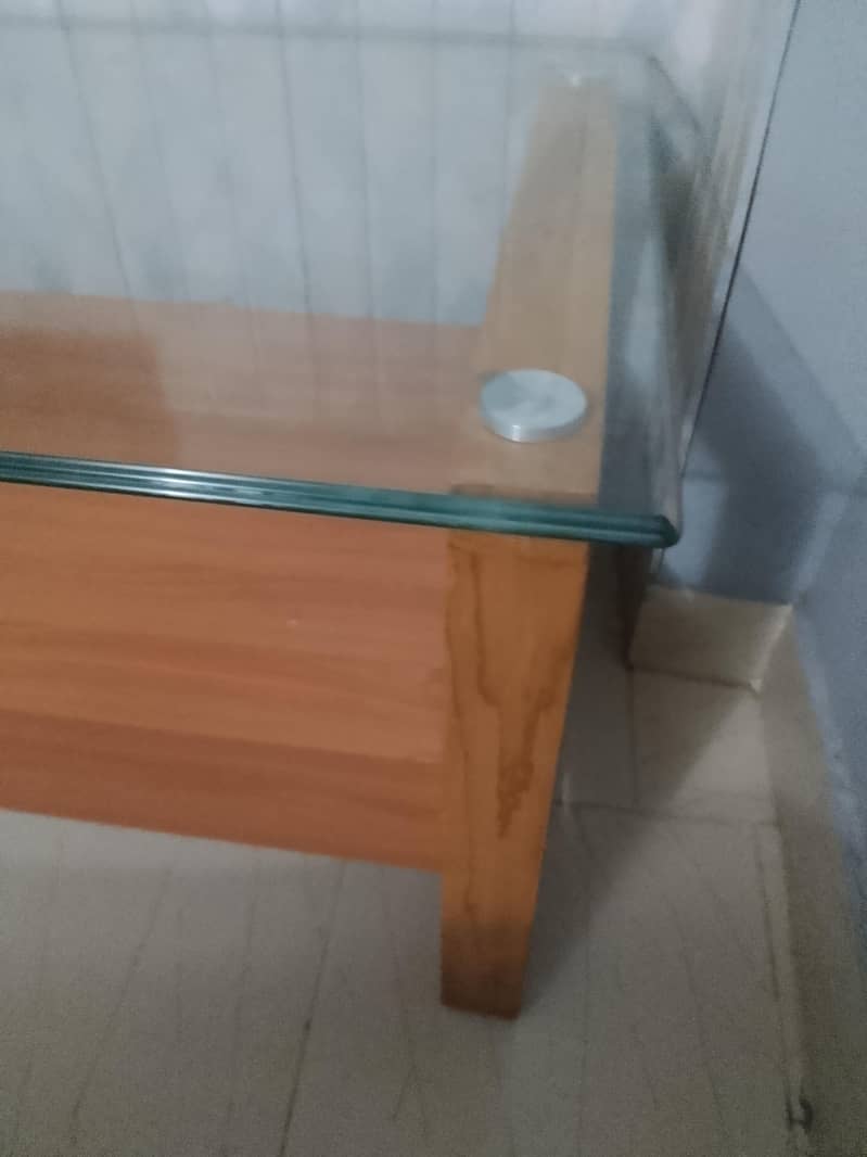 center table 0