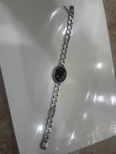 Imported sliver 925s 41.10grm with stone