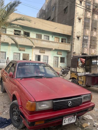 Nissan Sunny 1990