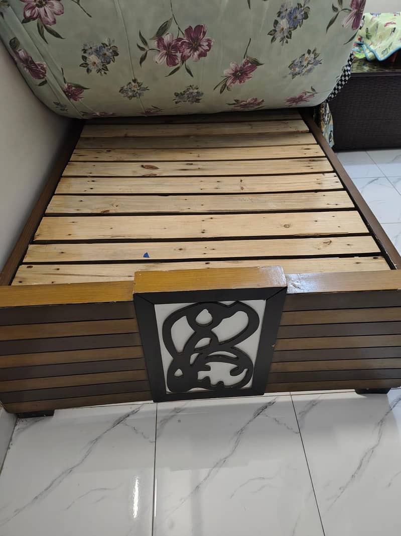 Single Bed 2