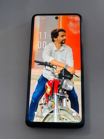 Infinix Note 30