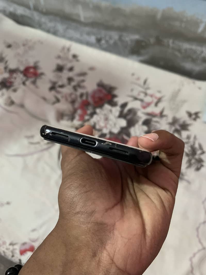 Google Pixel 4 3