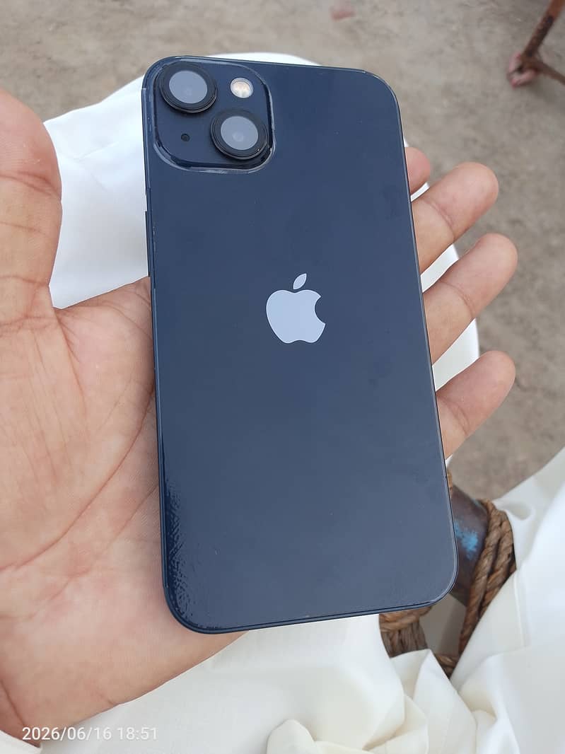Apple iPhone 13 0