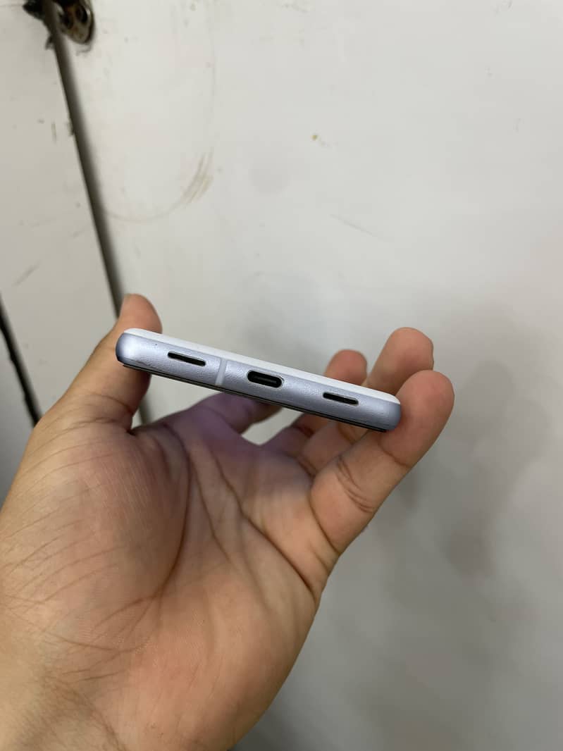 Google Pixel 7a 1