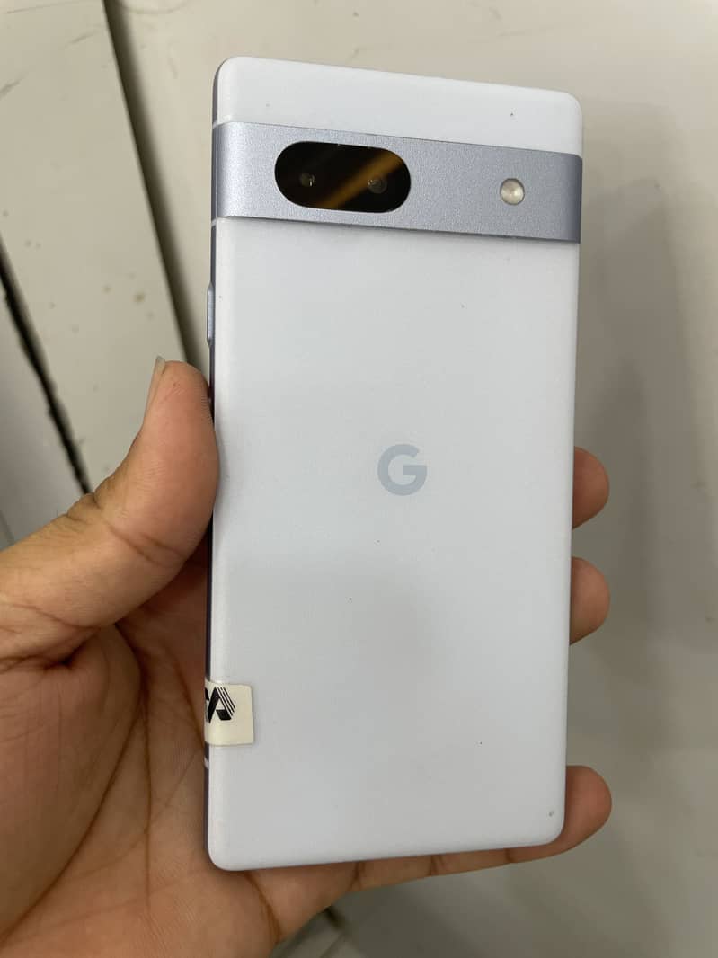 Google Pixel 7a 2