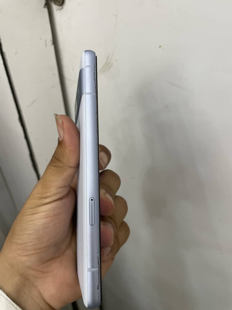 Google Pixel 7a 5