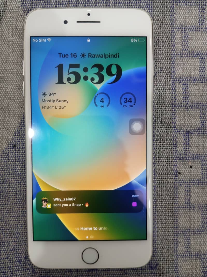 Apple iPhone 8 Plus 2