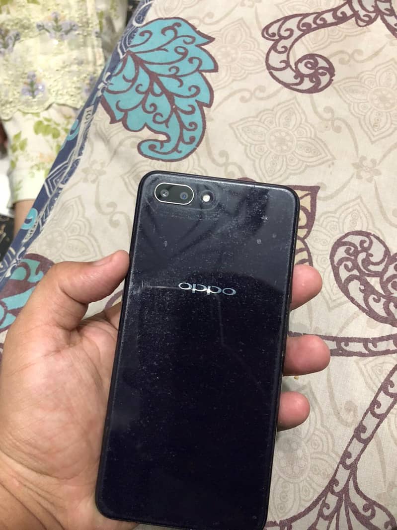 OPPO A12e 1