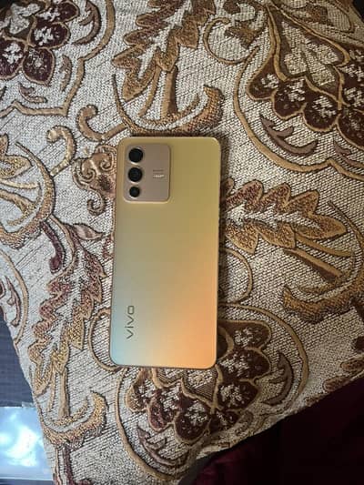 Vivo V23