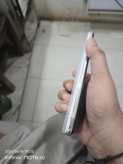 Vivo V17
