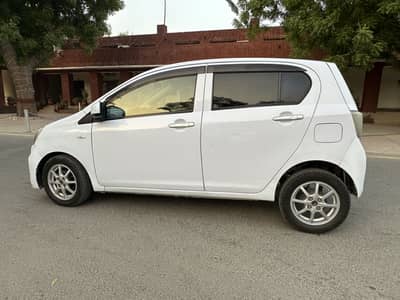 Daihatsu Mira 2014