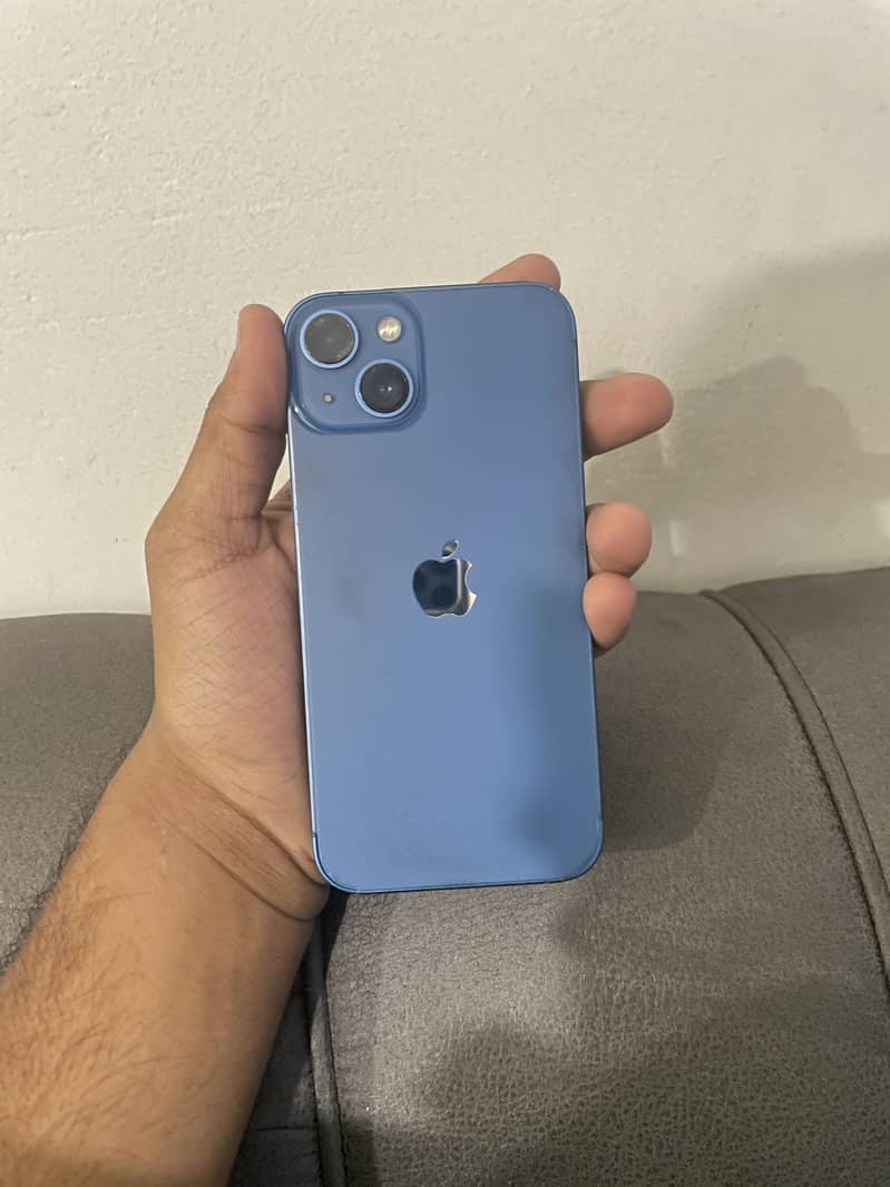 Apple iPhone 13 3