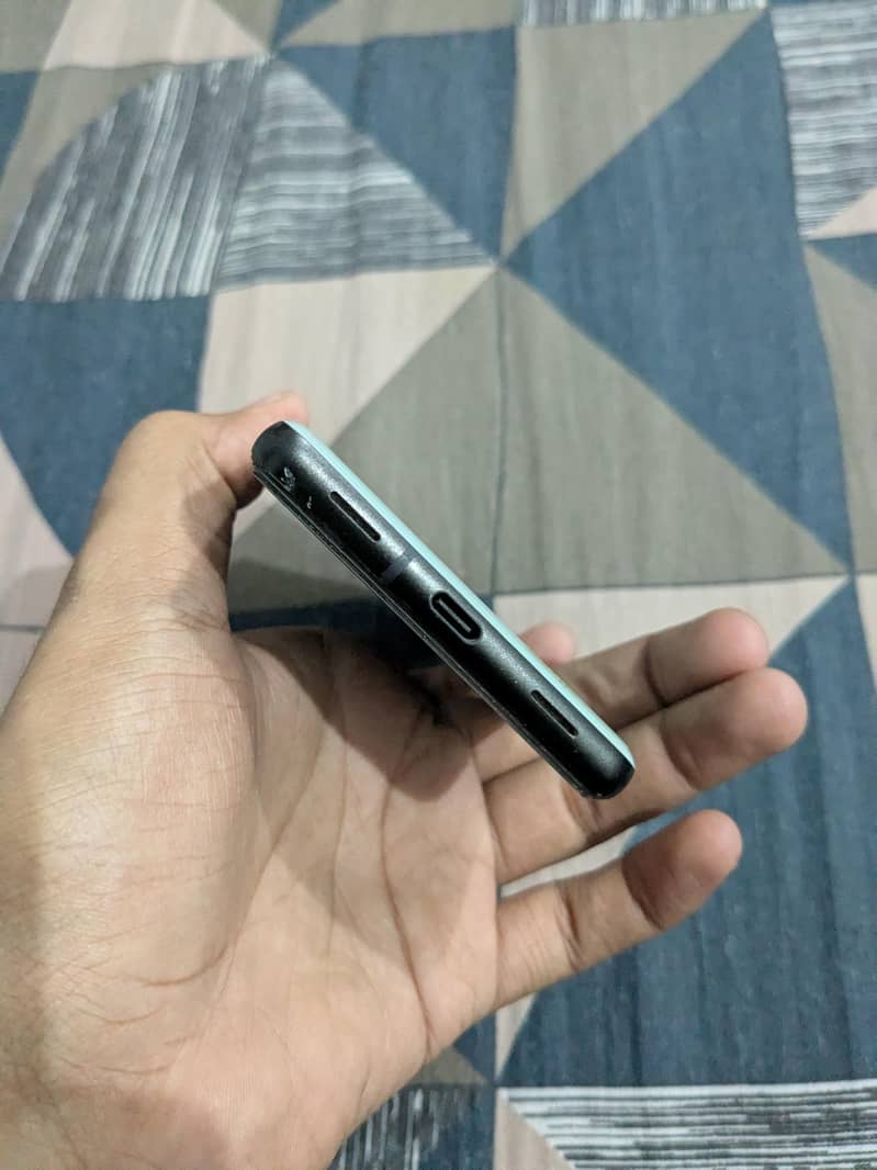 Google Pixel 6a 3