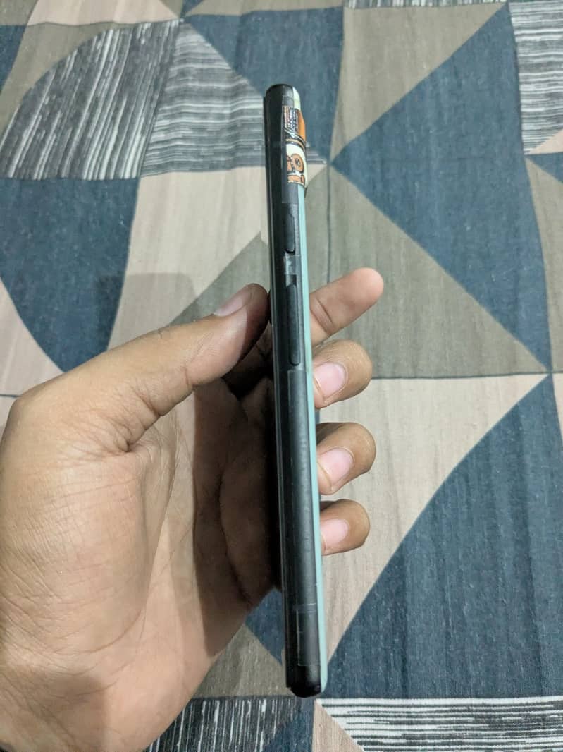 Google Pixel 6a 4