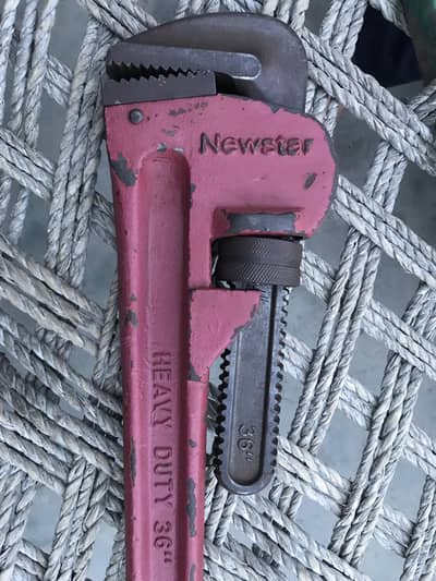 Pipe wrench / pipe paana  36 inches