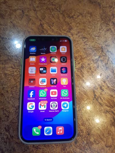 Apple iPhone 12