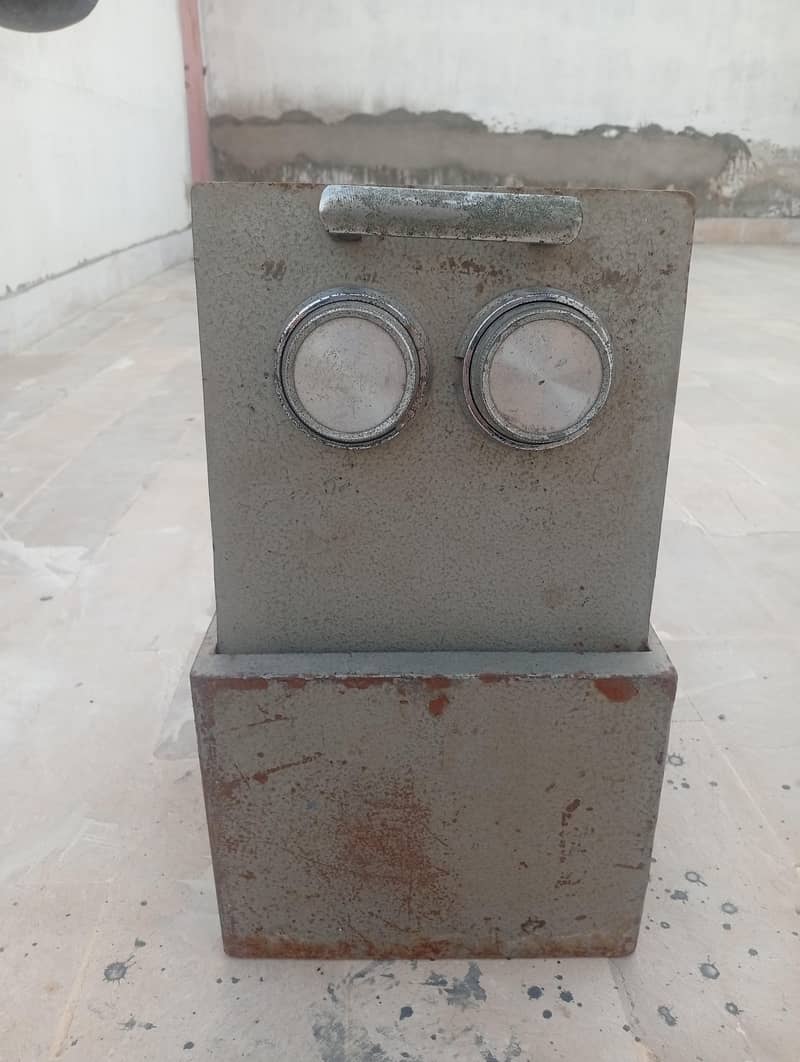 combination locks vault 1