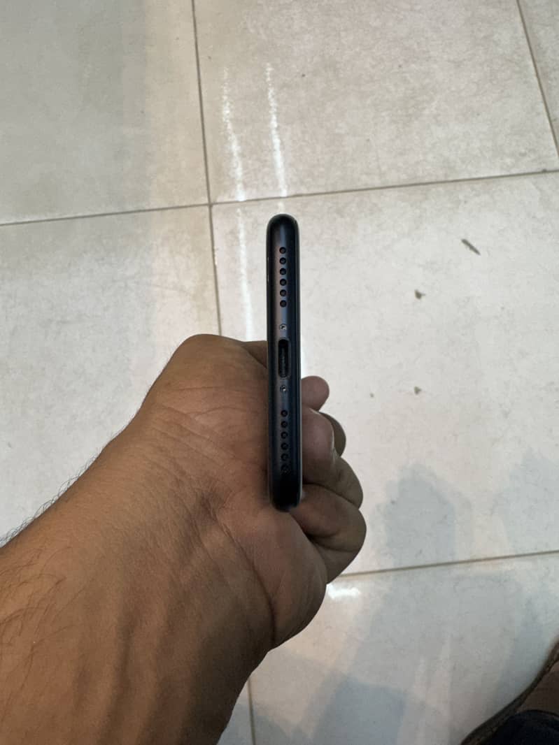 Apple iPhone SE 4