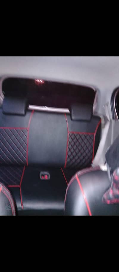 Daihatsu Mira 2019