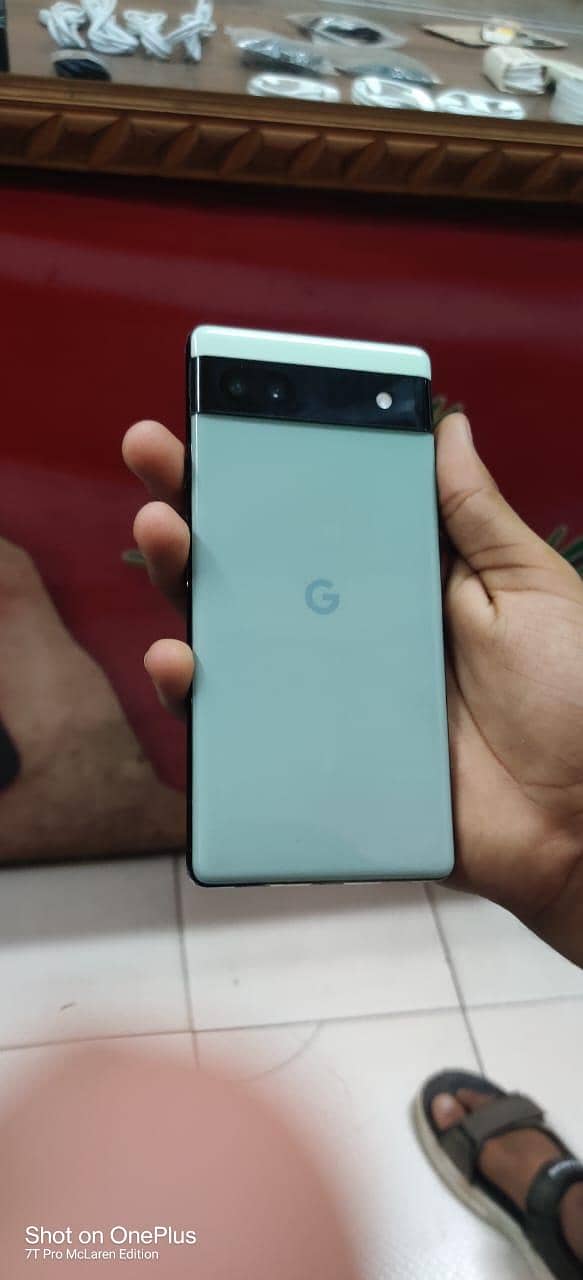 Google Pixel 6a 1
