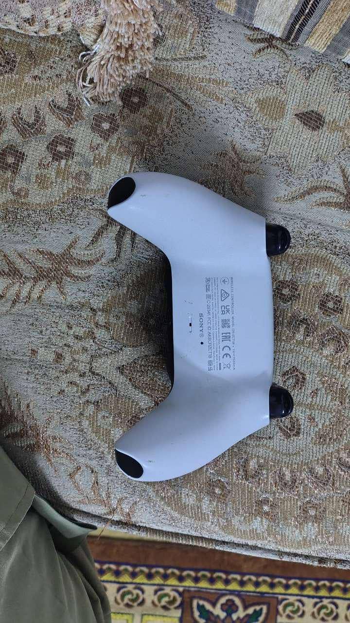 PS5 slim 5