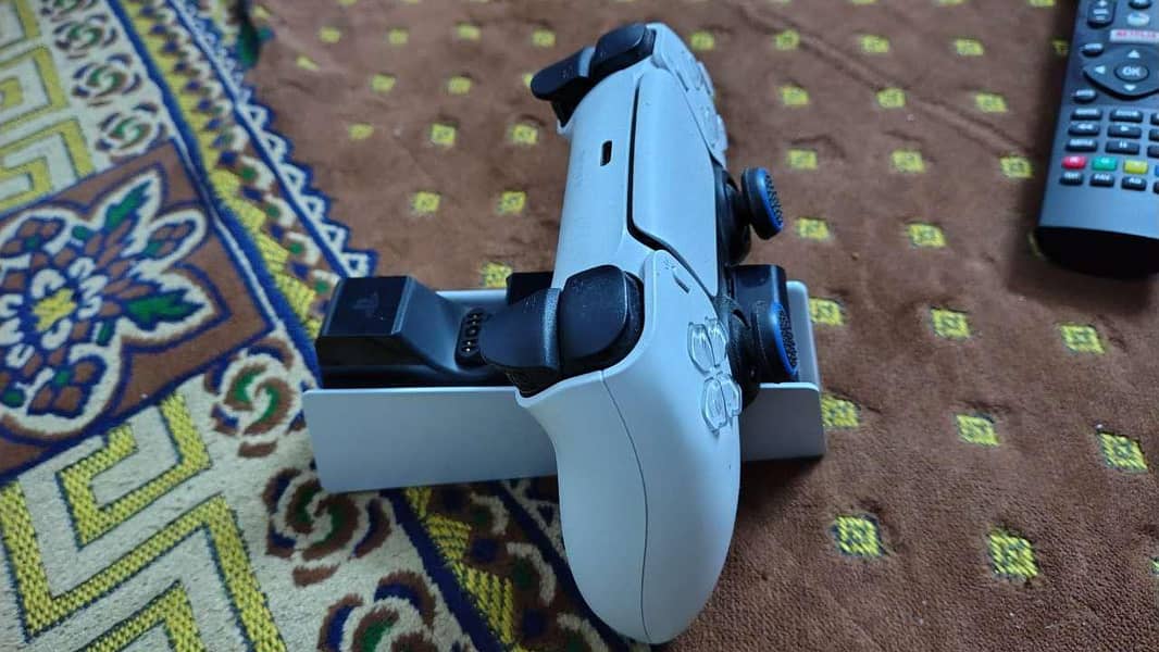 PS5 slim 6