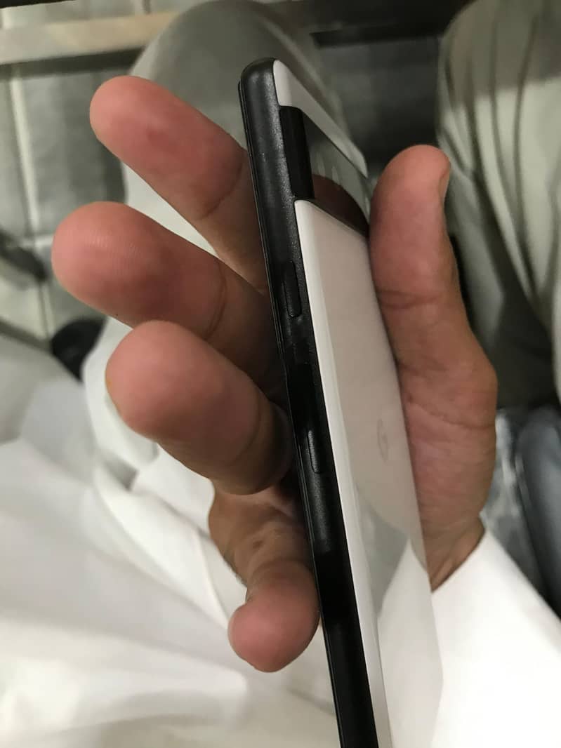 Google Pixel 6a 3