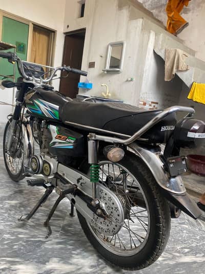 Honda 125 22/23