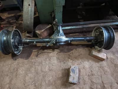 Mitsubishi Tube Hissa Mukamal - Complete Rear Axle with Rims