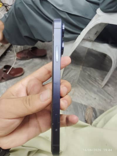 Apple iPhone XR
