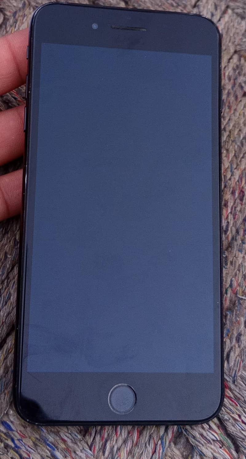 Apple iPhone 7 Plus 8